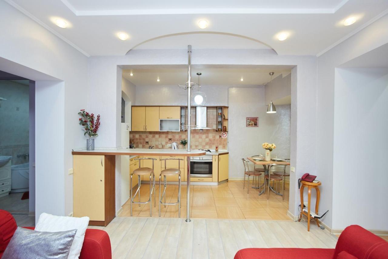 Langery Residence Central Apartments Одесса Экстерьер фото