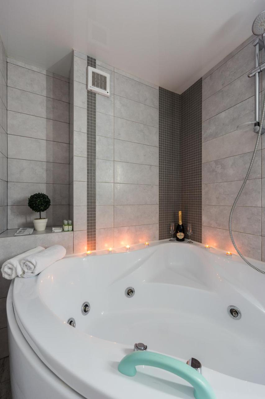 Langery Residence Central Apartments Одесса Экстерьер фото