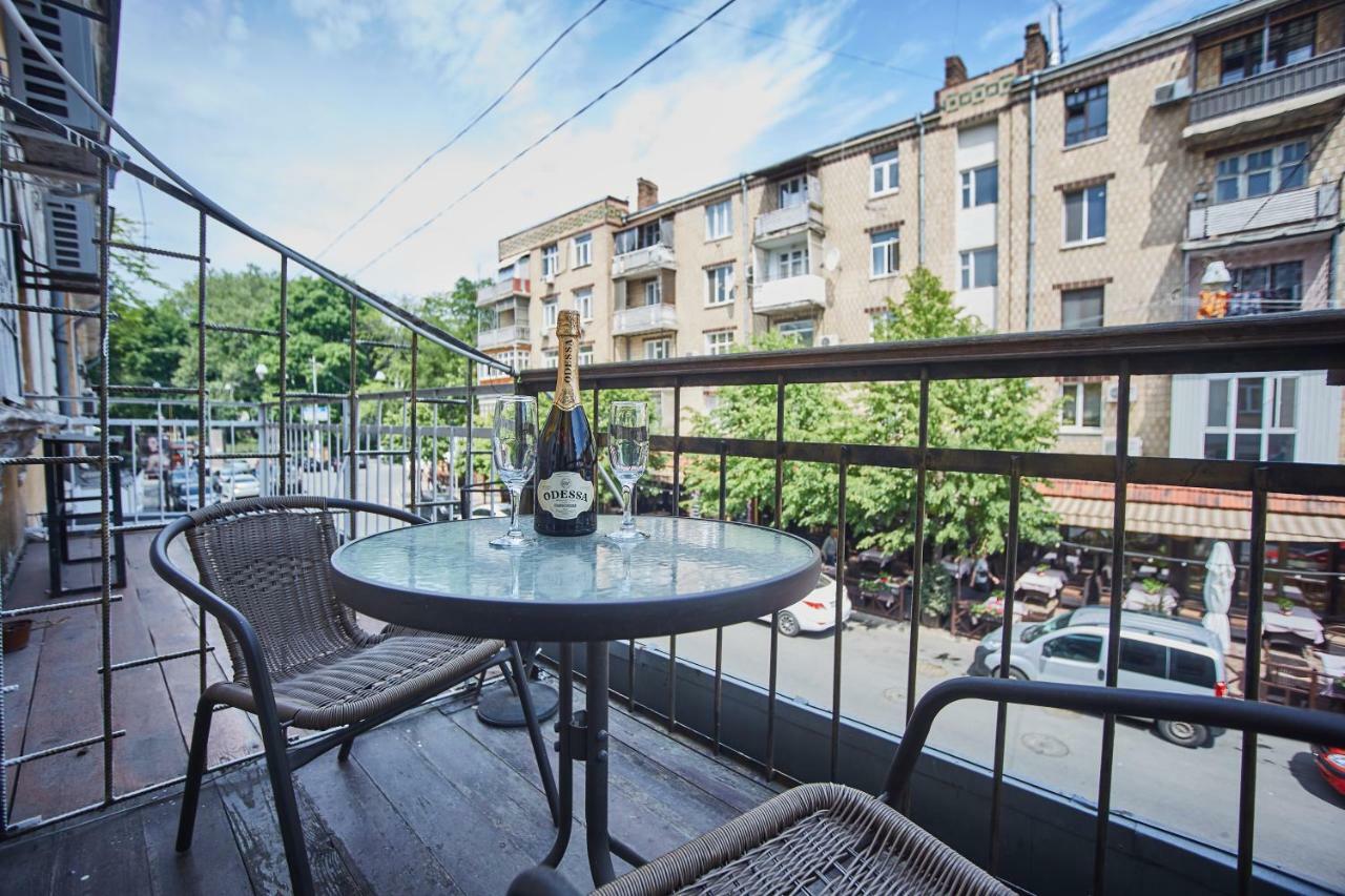 Langery Residence Central Apartments Одесса Экстерьер фото