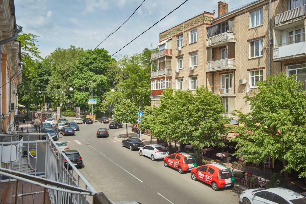Langery Residence Central Apartments Одесса Экстерьер фото